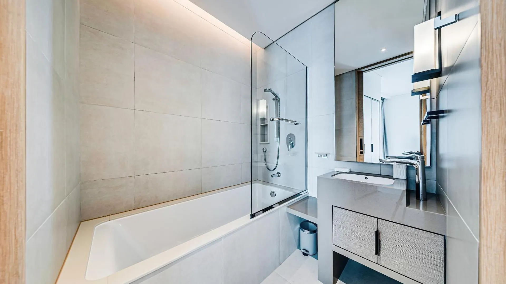Stylish 1Br Apartment Is Address Beach Residence Dubái 0*,
